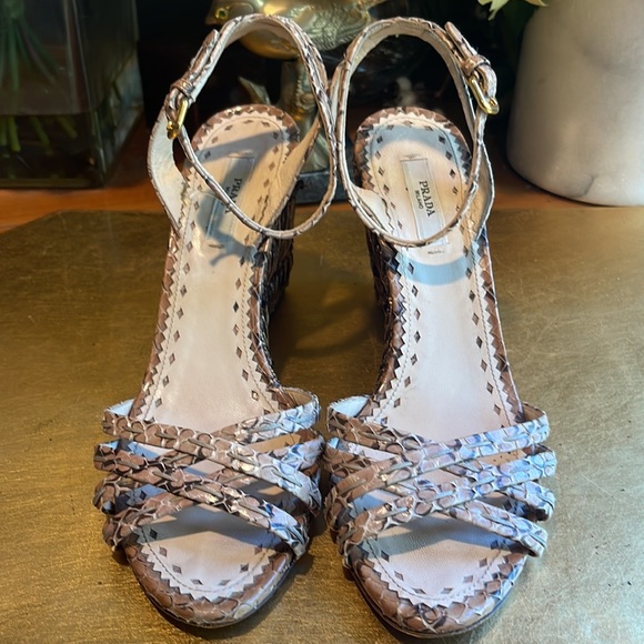 Prada Raffia Wedge Sandal in Snakeskin - Picture 5 of 16